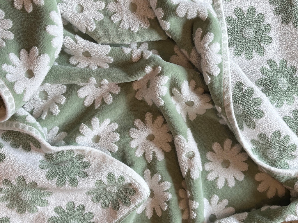 Flower Power Green hooded bath towel