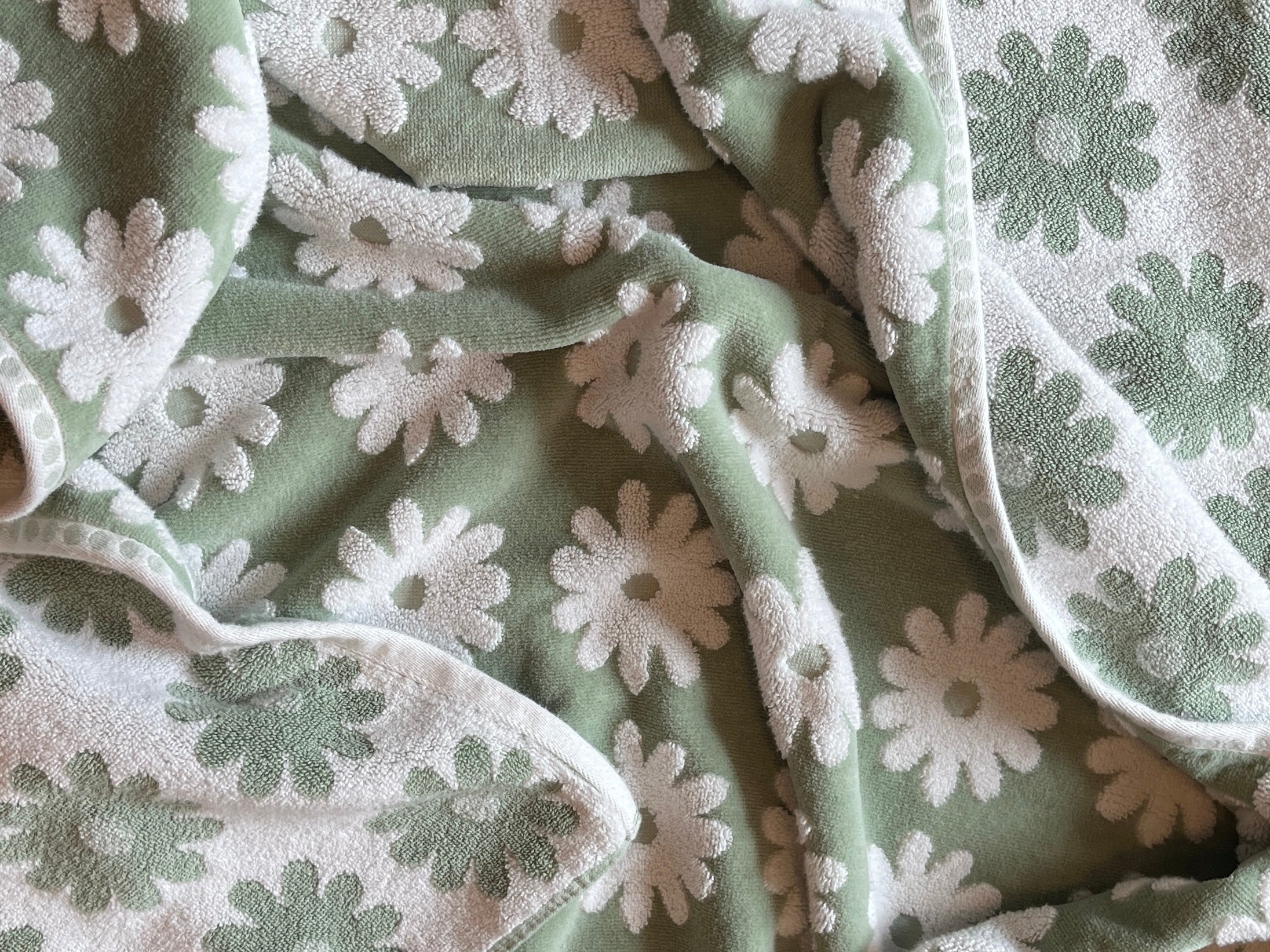 Flower Power Green hooded bath towel