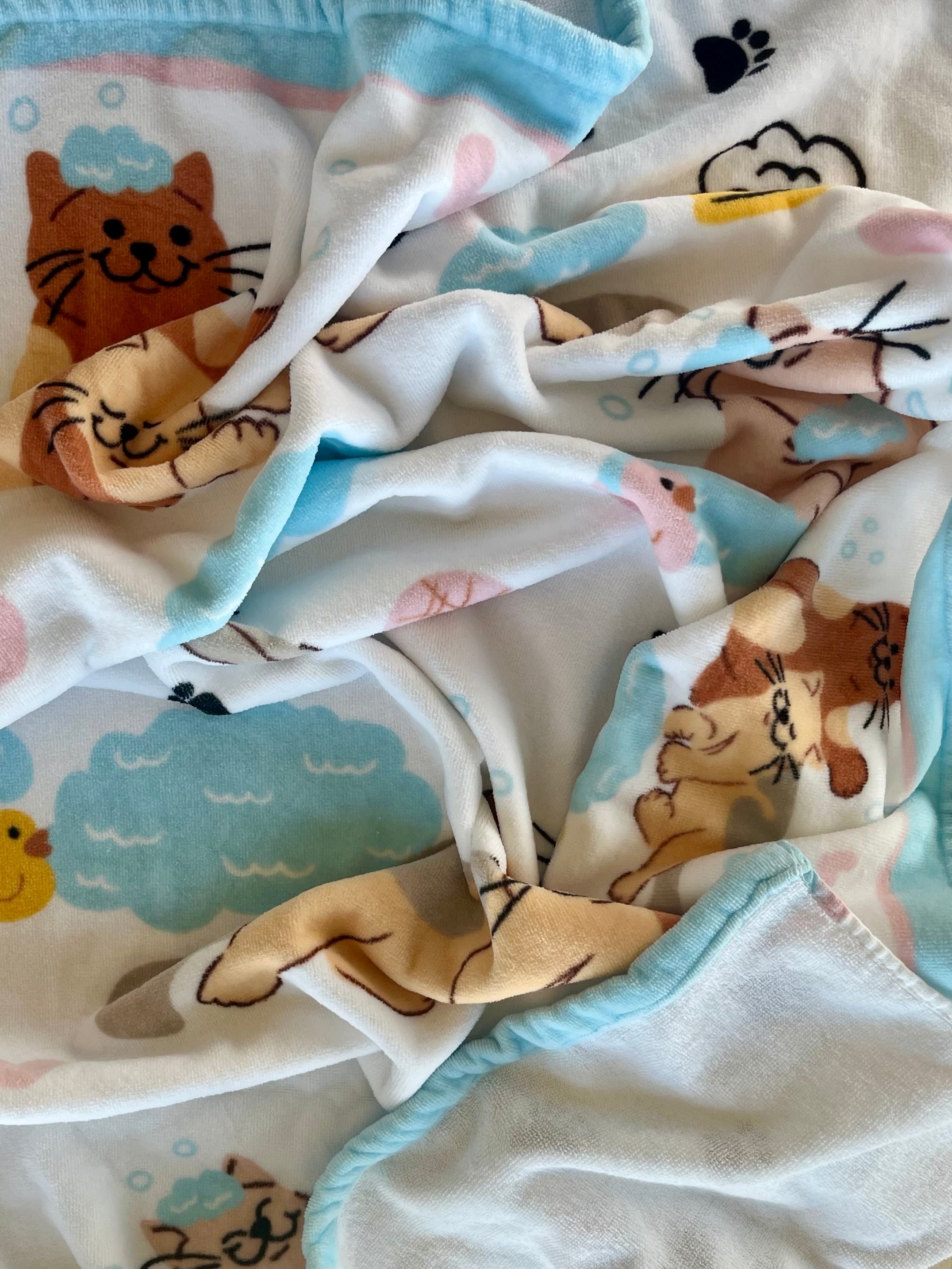 Kittens at play hooded bath towel