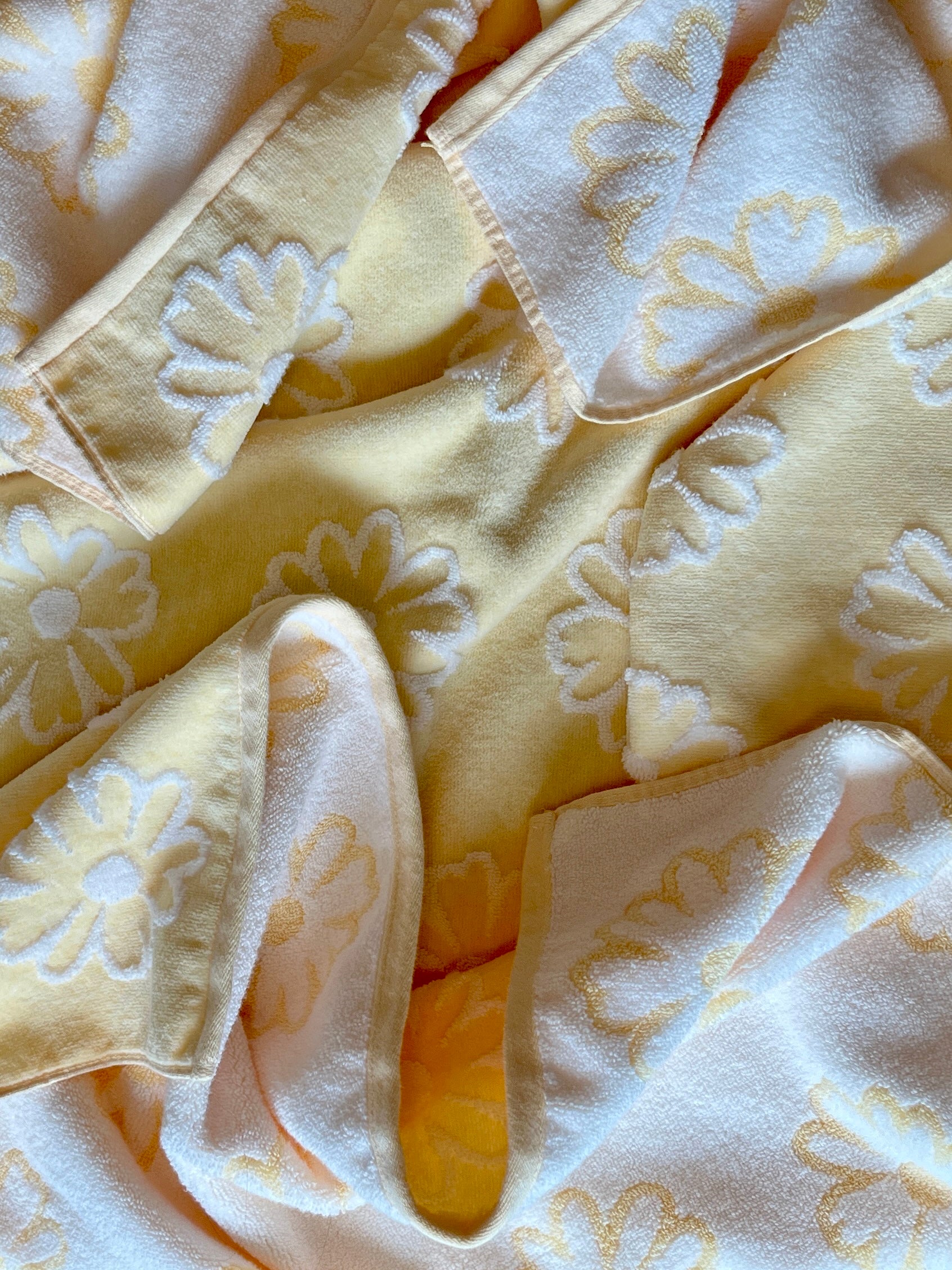 Yellow Daisy Delight hooded bath towel