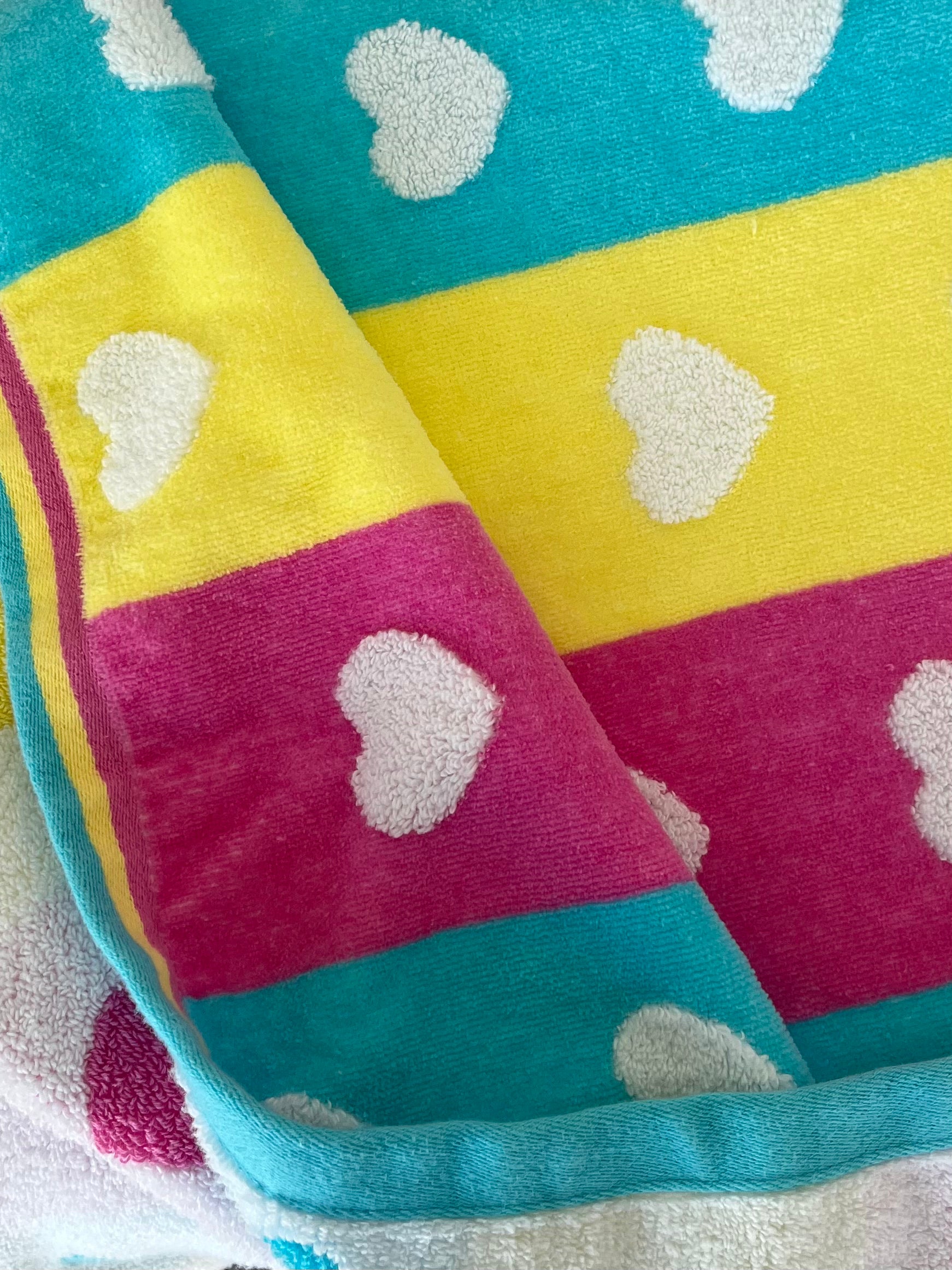 Neon Striped Heart hooded bath towel