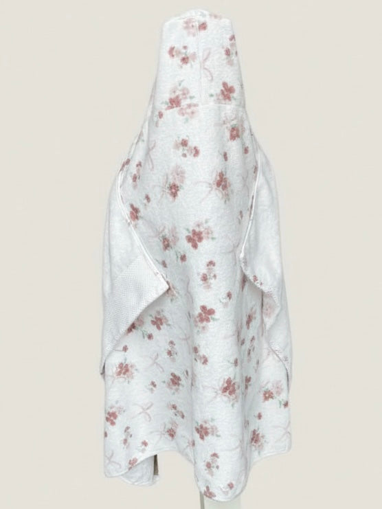 Bows and Bouquets hooded bath towel