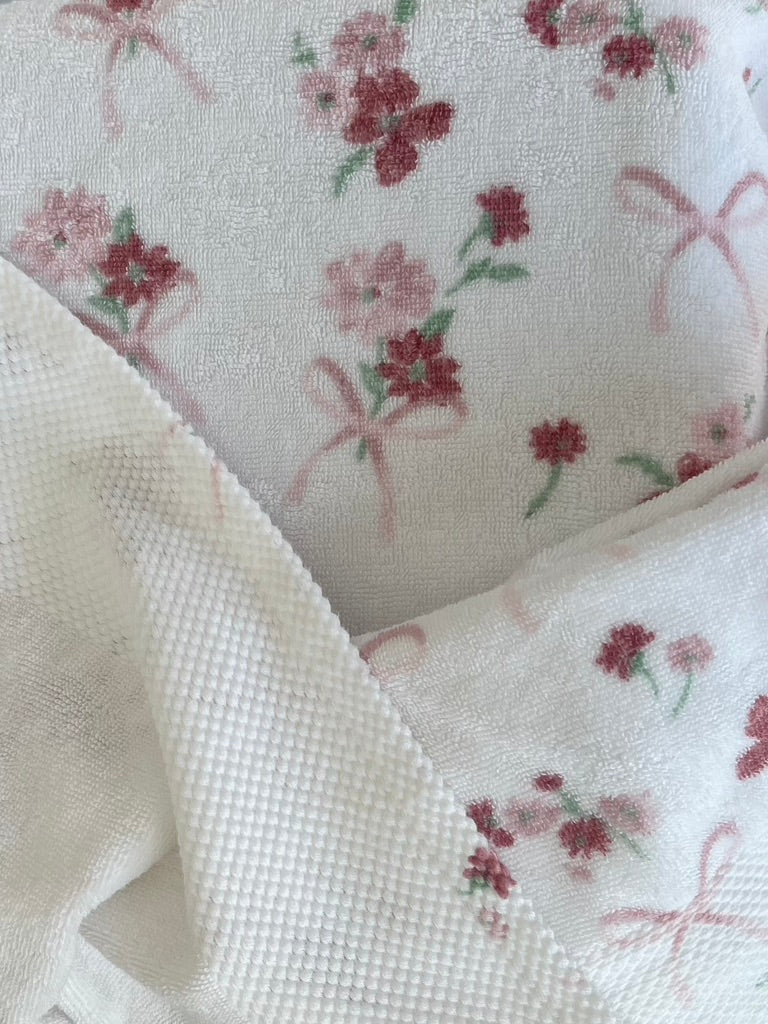 Bows and Bouquets hooded bath towel