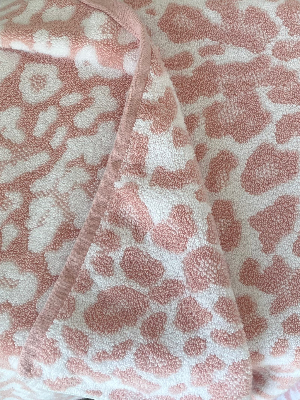 Pink Leopard hooded bath towel