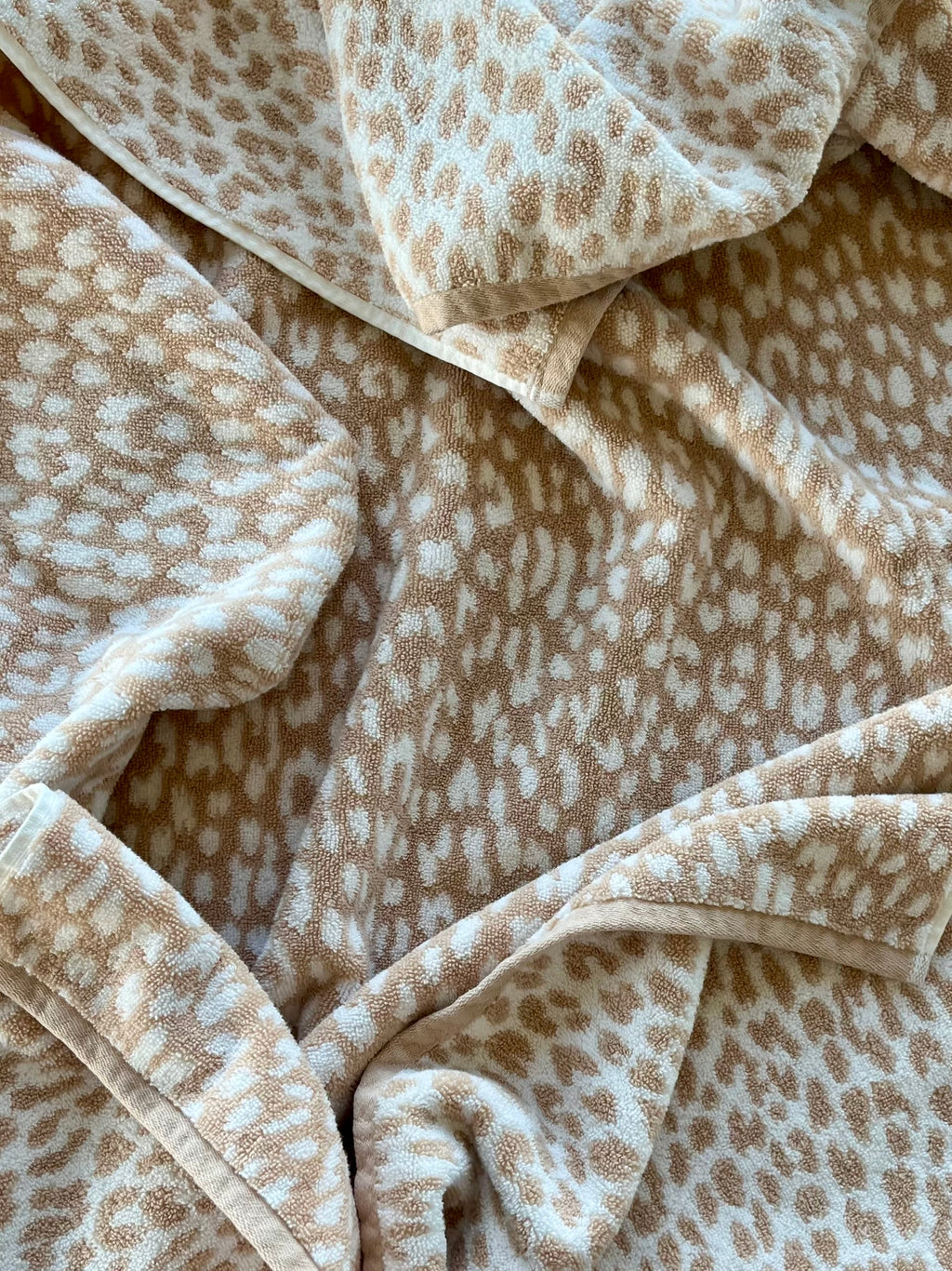 Sand Leopard print hooded bath towel