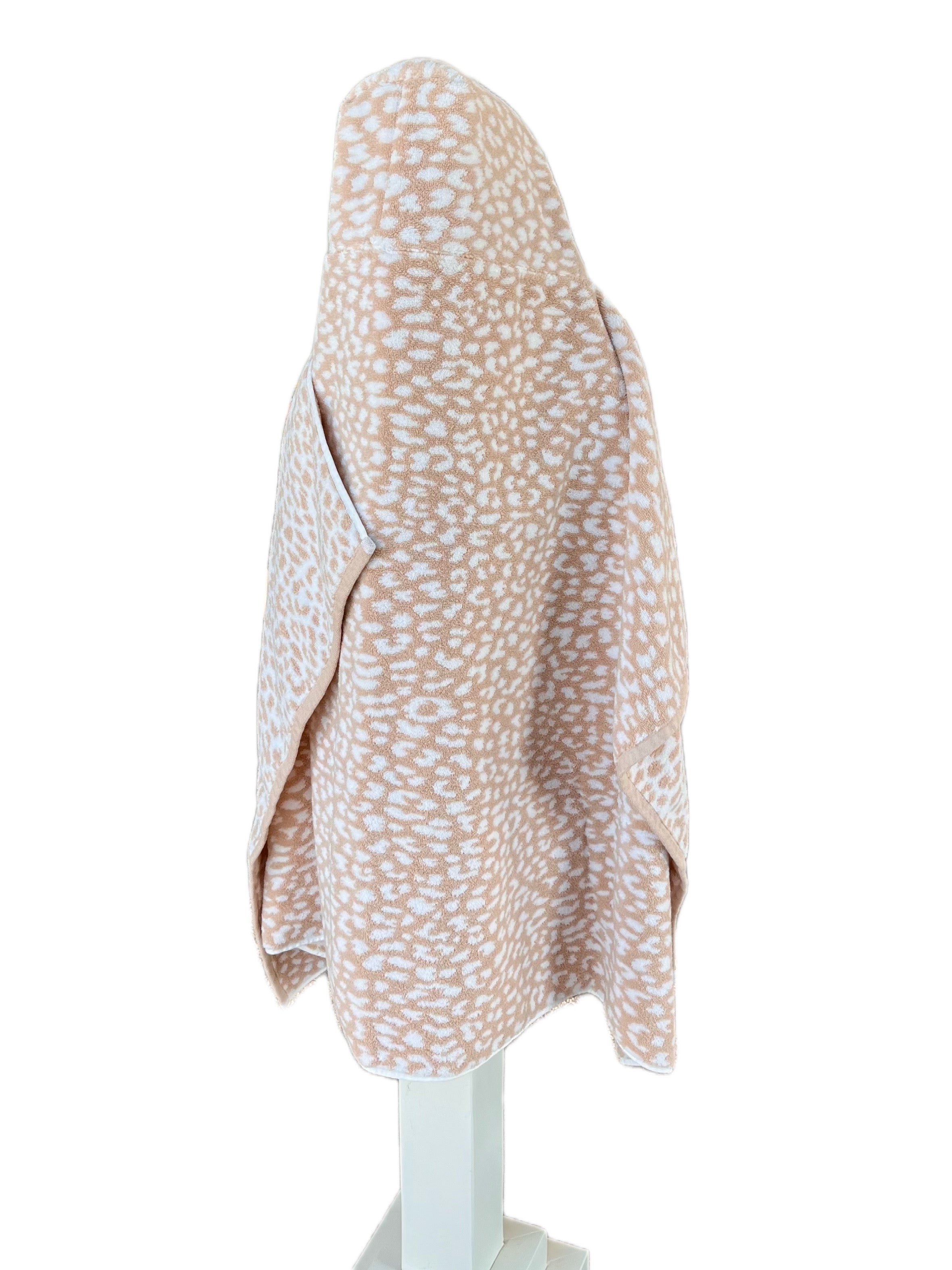 Sand Leopard print hooded bath towel