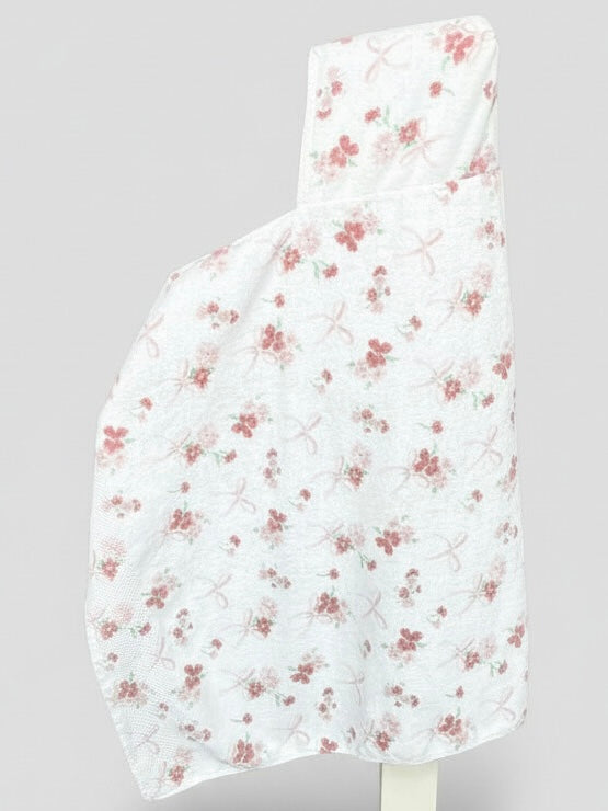 Bows and Bouquets hooded bath towel