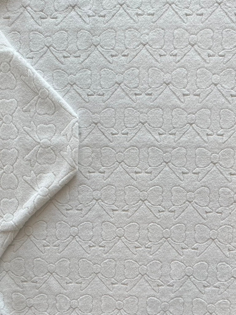 Bows on White hooded bath towel