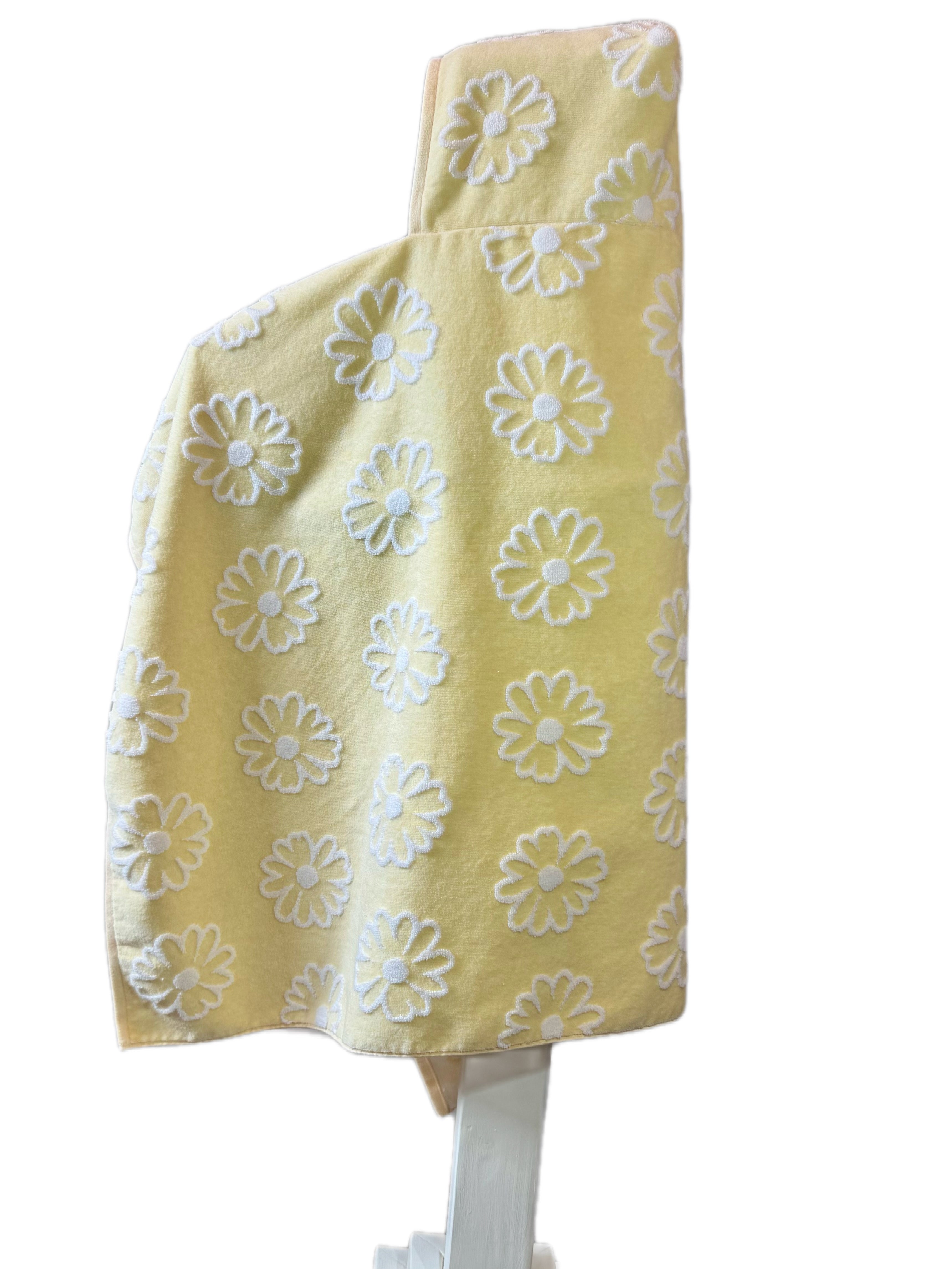 Yellow Daisy Delight hooded bath towel